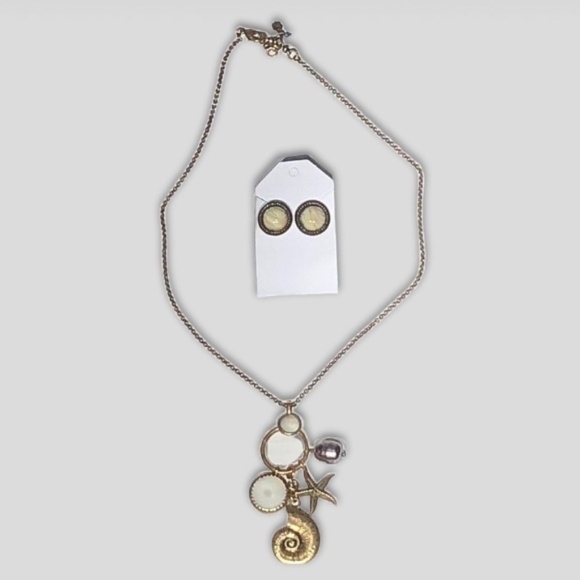Vintage Gold Tone Nautical Charm Necklace and Stud Earrings Set - Picture 1 of 3